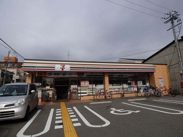 コンビニ