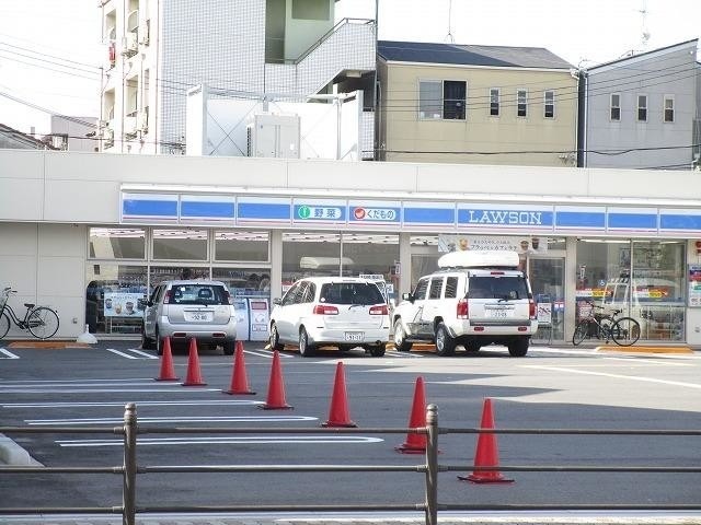 コンビニ