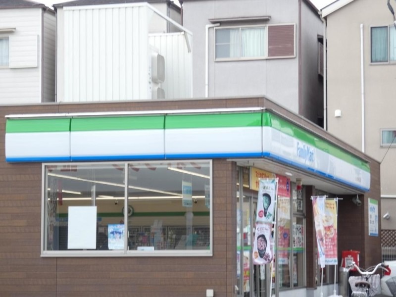 コンビニ