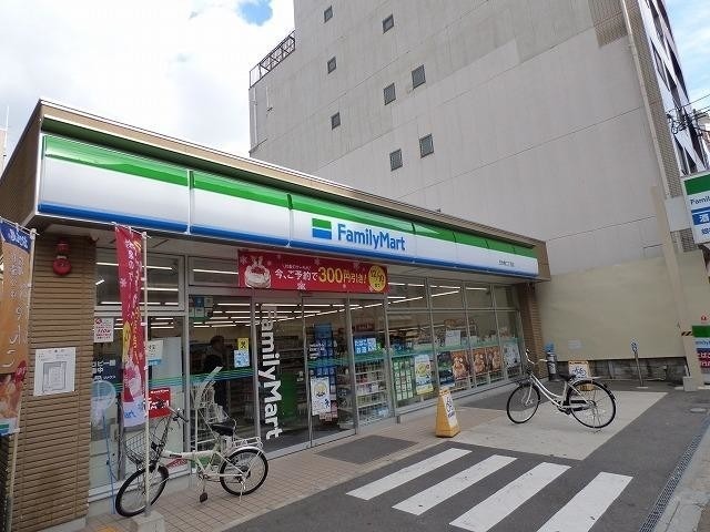 コンビニ