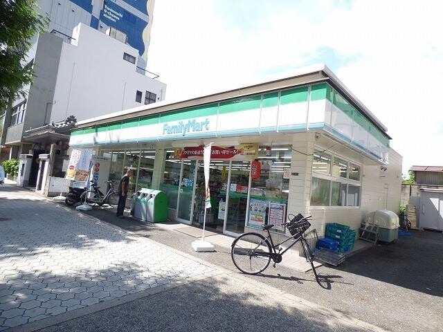 コンビニ