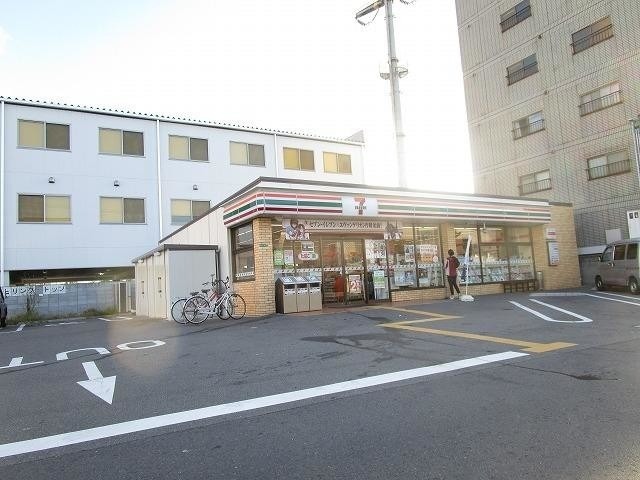 コンビニ