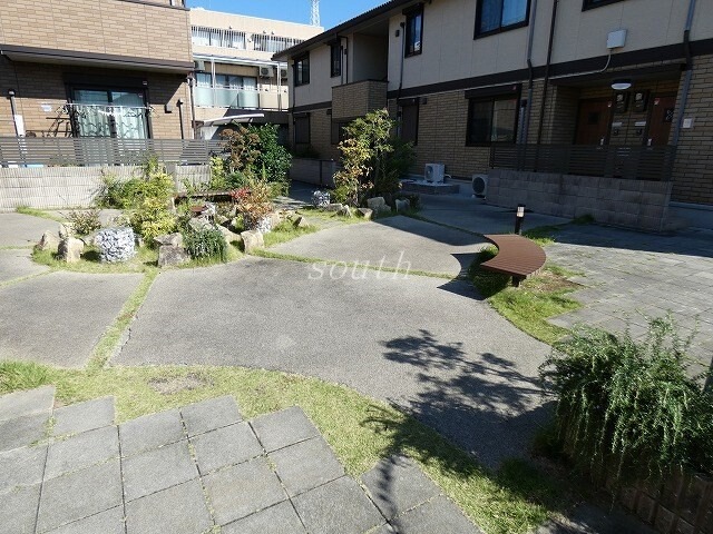 敷地内・建物