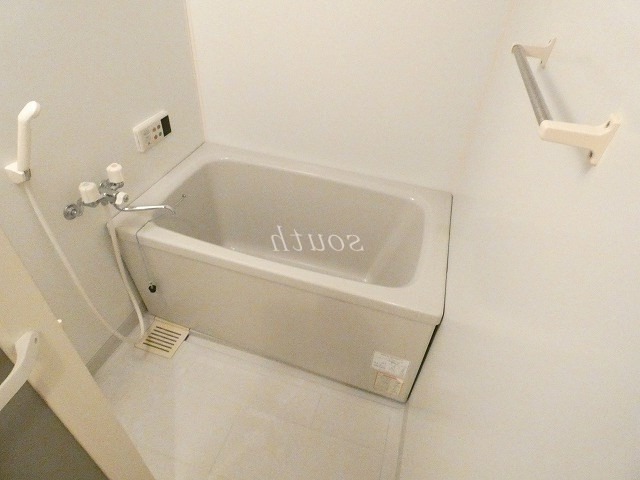 バス