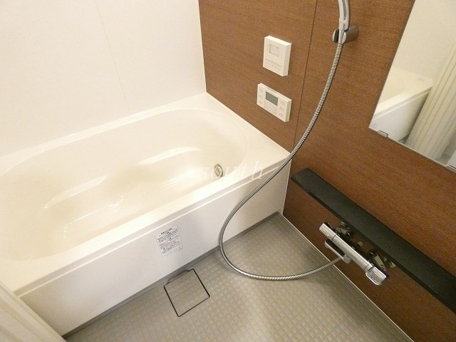 バス