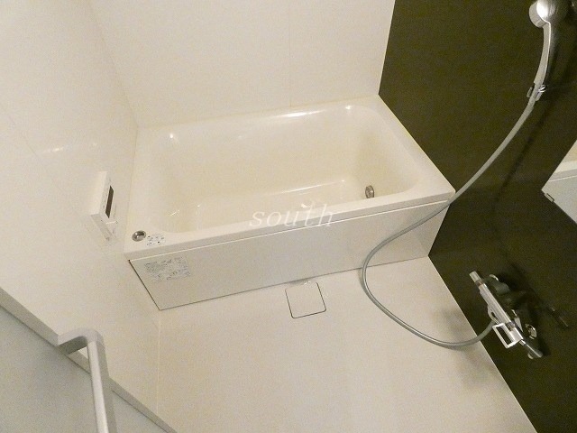 バス