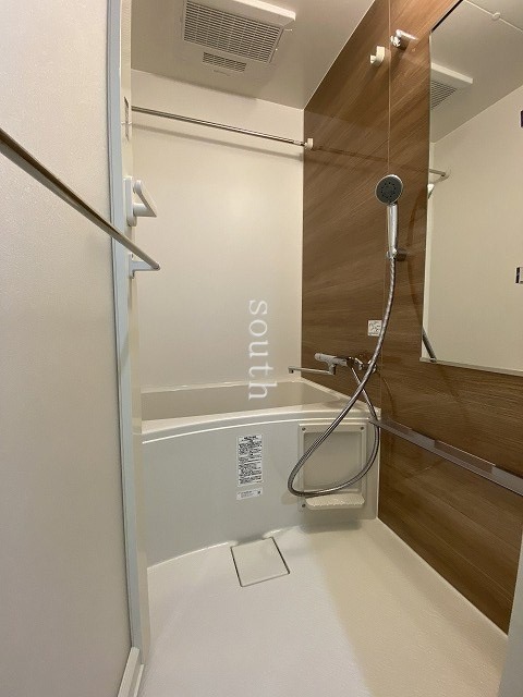 バス