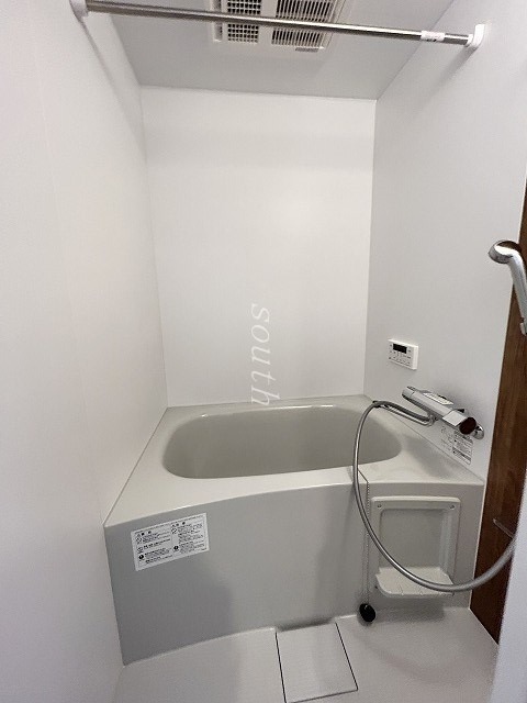 バス