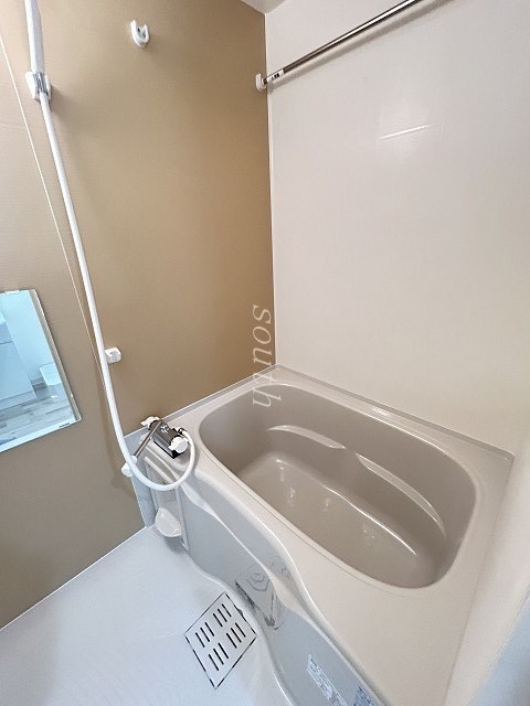 バス