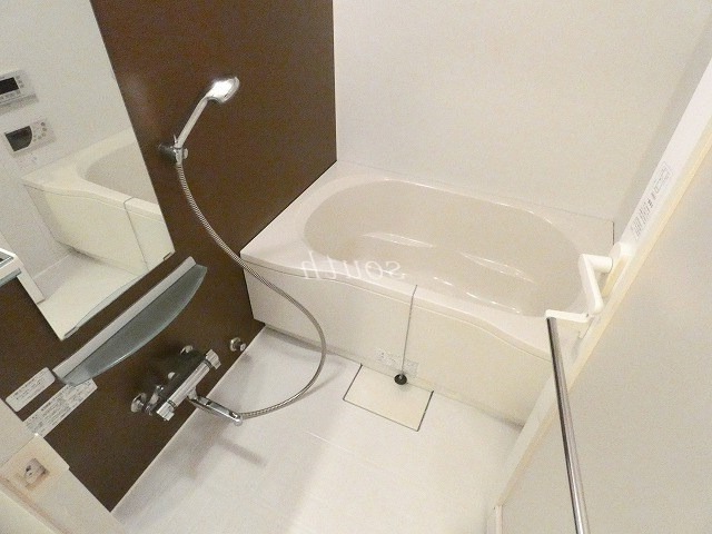 バス