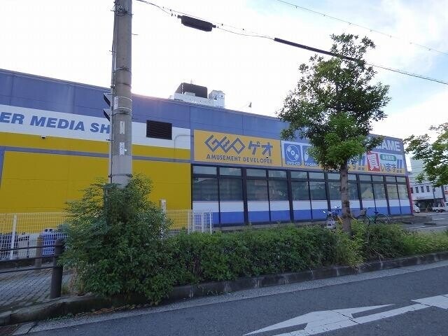 レンタルビデオ